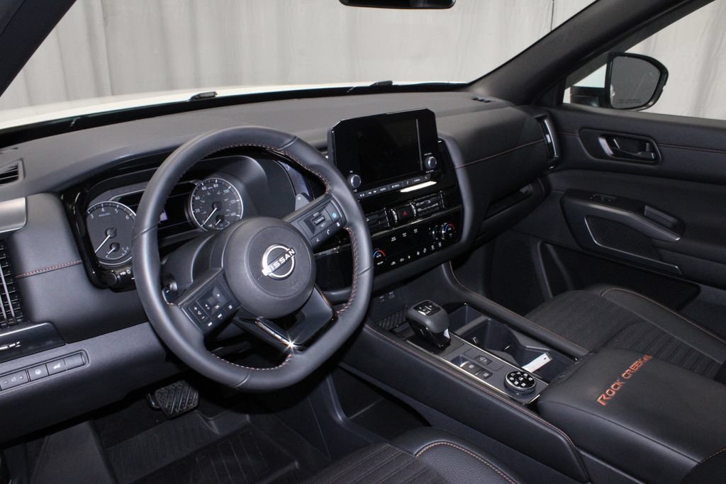 Used 2025 Nissan Pathfinder Rock Creek AWD/4WD image 25