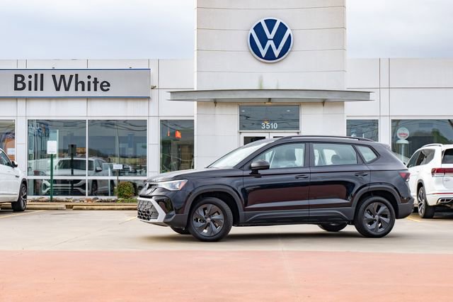 New 2026 Volkswagen Taos S image 1