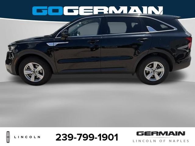 Used 2023 Kia Sorento LX FWD image 3