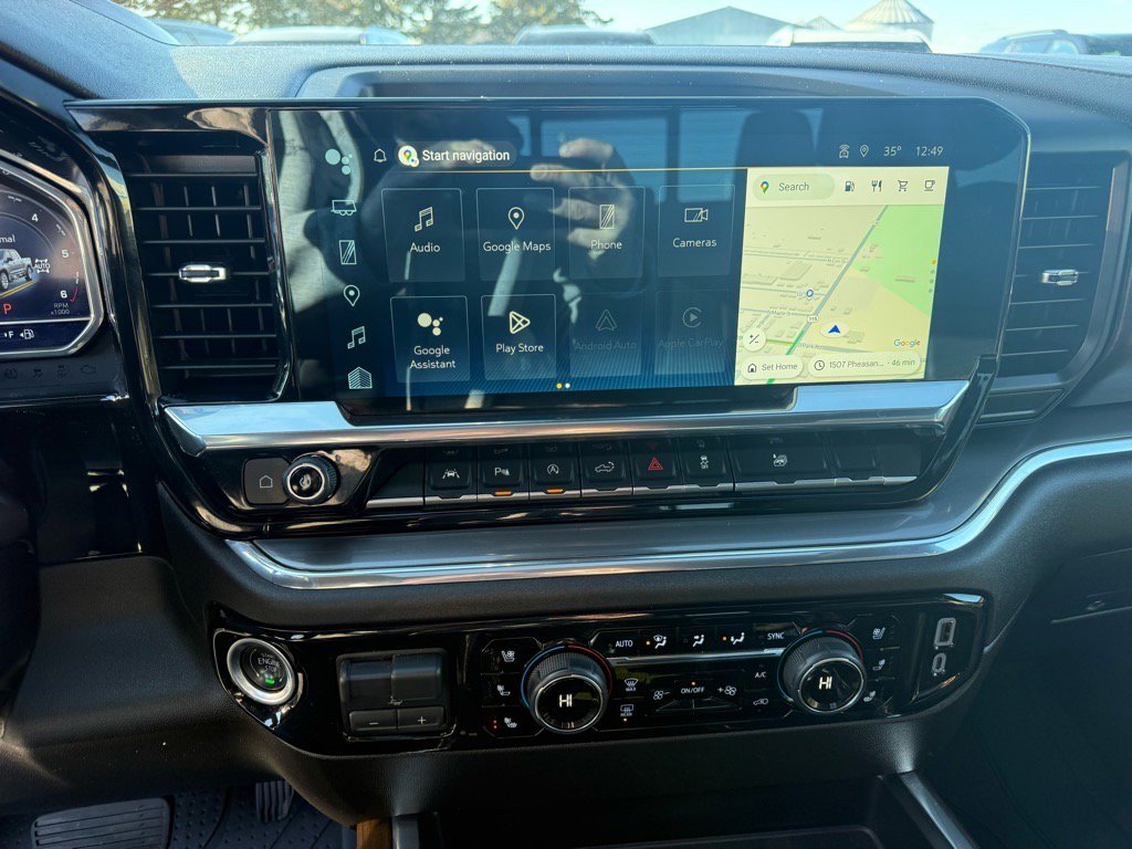 Used 2025 Chevrolet Silverado 1500 High Country w/ Technology Package image 20