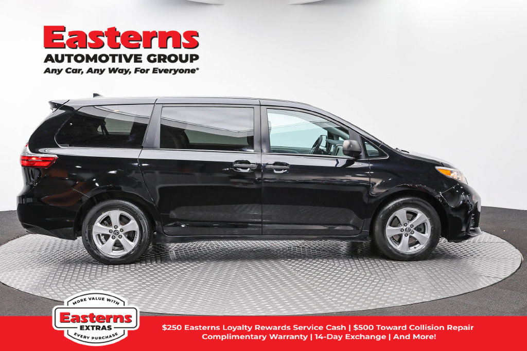 Used 2020 Toyota Sienna L FWD image 5