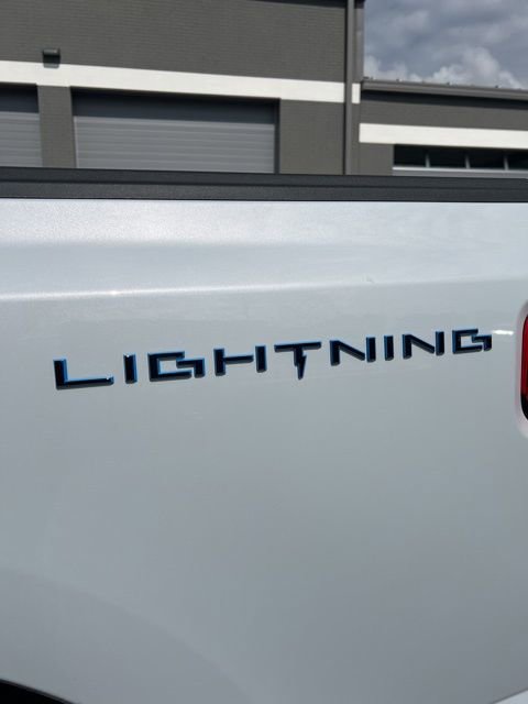 New 2025 Ford F150 Lightning Lariat image 14