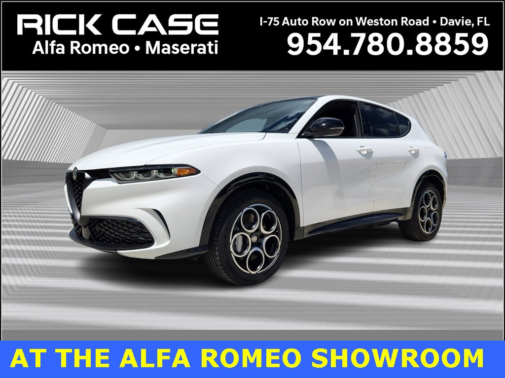 Used 2025 Alfa Romeo Tonale w/ Premium Package image 1