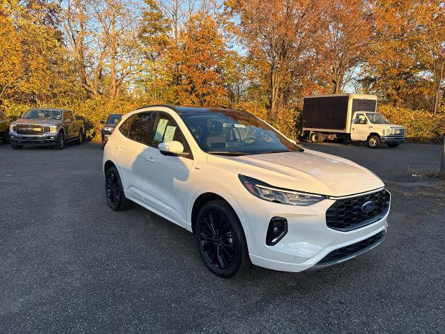 Certified 2023 Ford Escape ST-Line Elite image 1