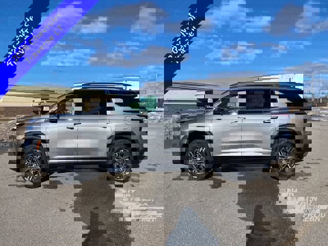 New 2026 Chevrolet Traverse LT w/ Driver Confidence Package video 2