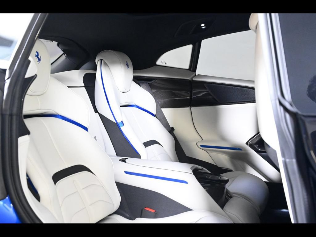 Used 2026 Ferrari Purosangue AWD/4WD image 16