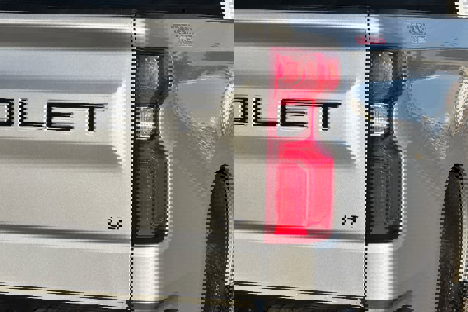 Used 2021 Chevrolet Silverado 1500 LT Trail Boss w/ Bed Protection Package image 26