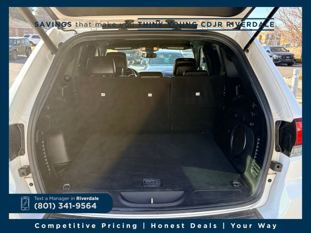 Used 2022 Jeep Grand Cherokee Laredo X image 7