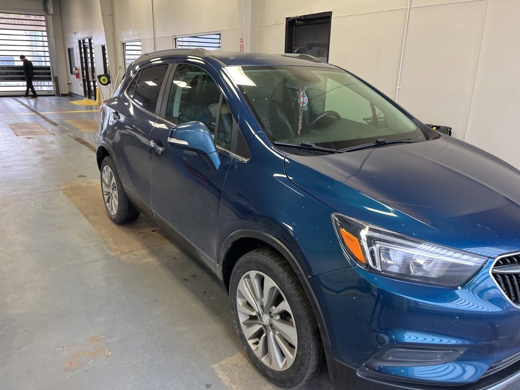 Used 2019 Buick Encore Preferred image 1