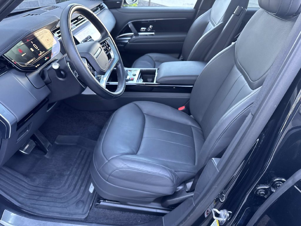 Certified 2023 Land Rover Range Rover SE AWD/4WD image 23