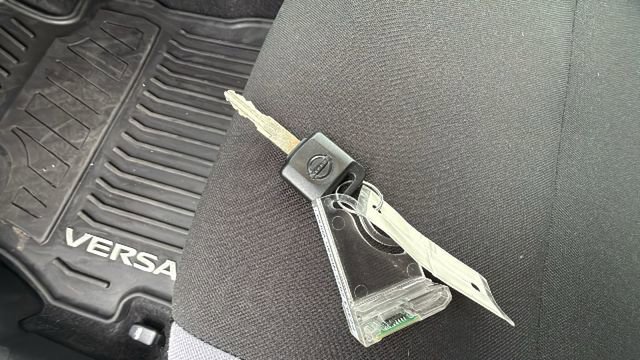 Used 2025 Nissan Versa S w/ Trunk Package image 29