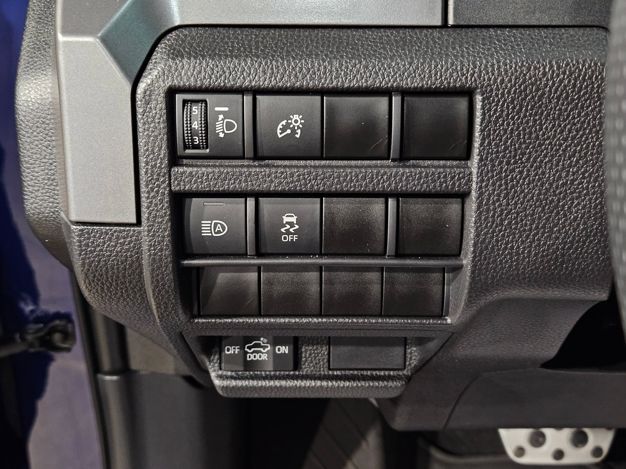 Used 2024 Toyota Tacoma TRD Sport image 25