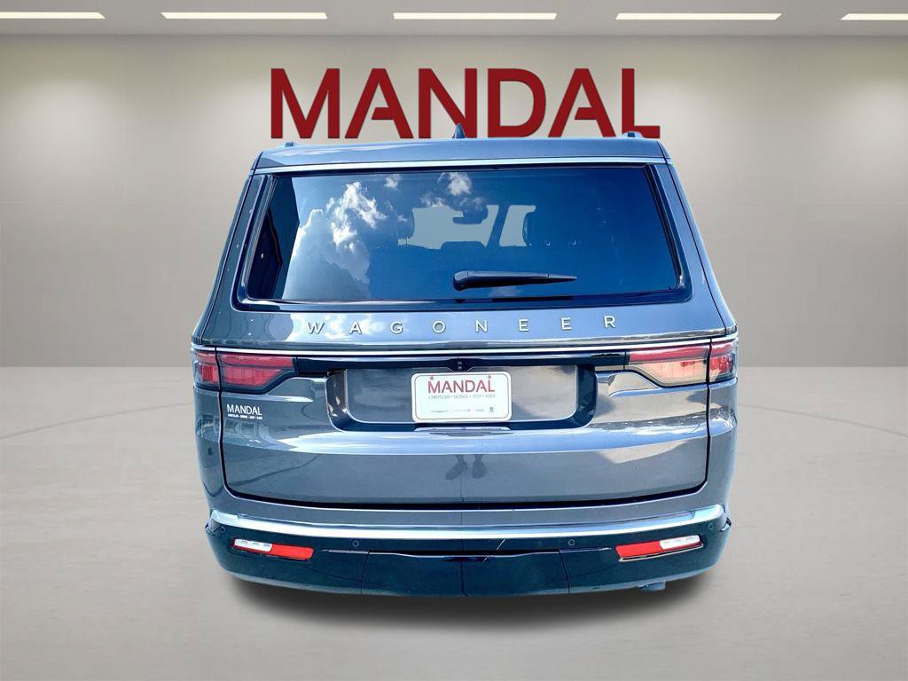 Used 2025 Jeep Wagoneer Series II AWD/4WD image 6