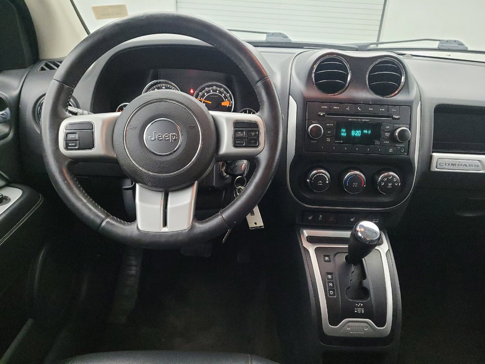 Used 2016 Jeep Compass Latitude AWD/4WD image 22