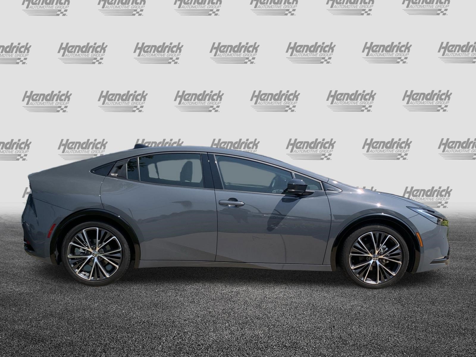 Used 2024 Toyota Prius Limited FWD image 11