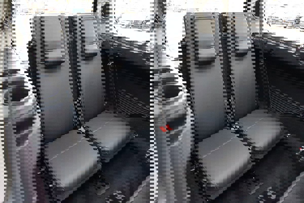 Used 2016 Land Rover LR4 HSE image 40