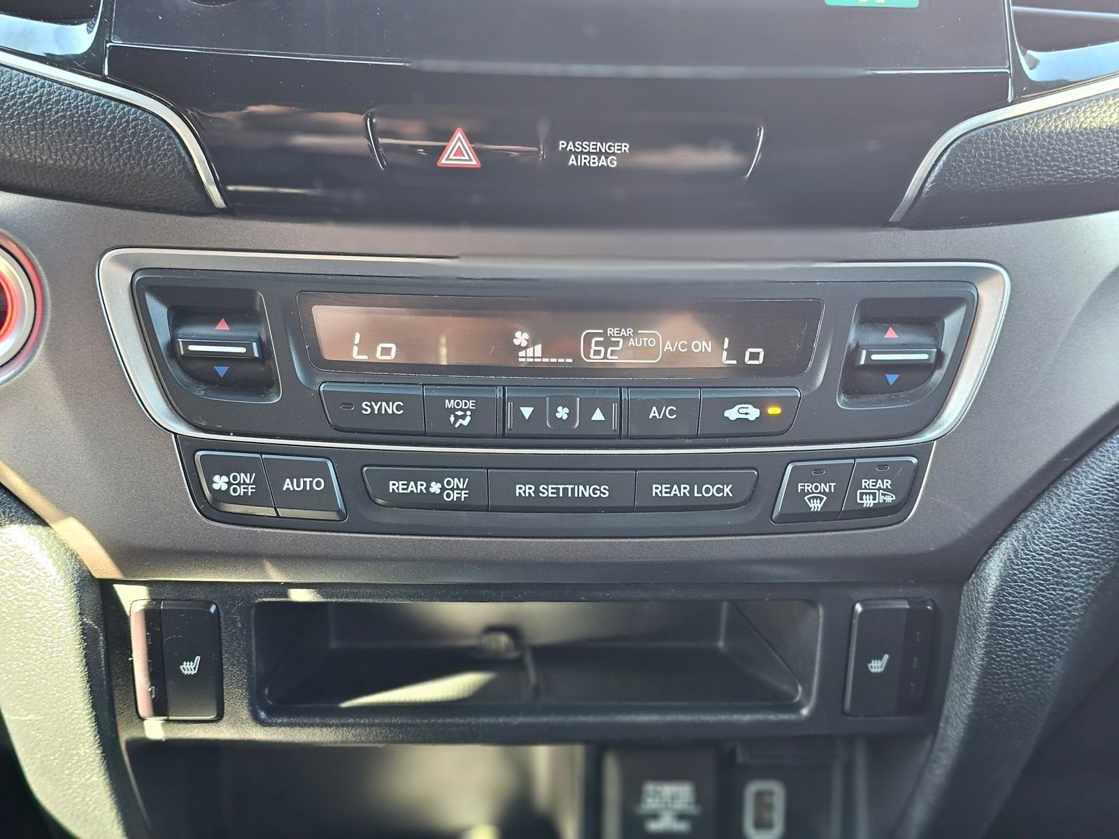 Used 2022 Honda Pilot Sport image 14