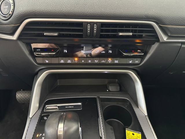 Used 2024 MAZDA CX-90 Plug-In Hybrid w/ Premium Pkg image 23