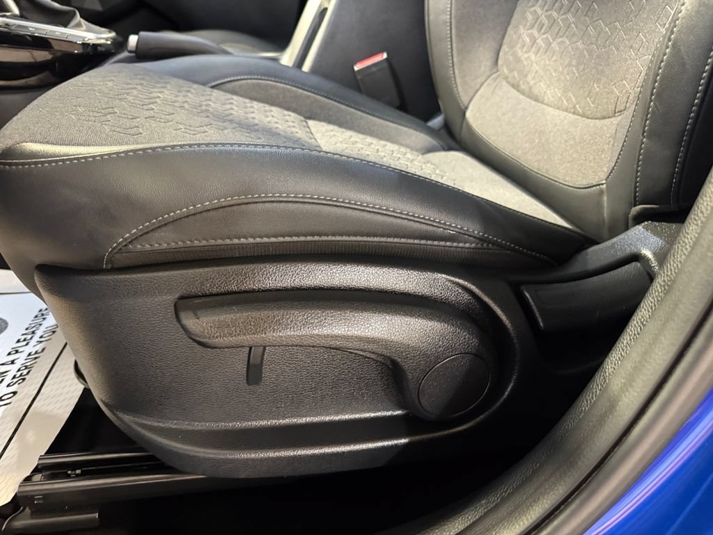 Certified 2025 Kia Seltos S AWD/4WD image 13