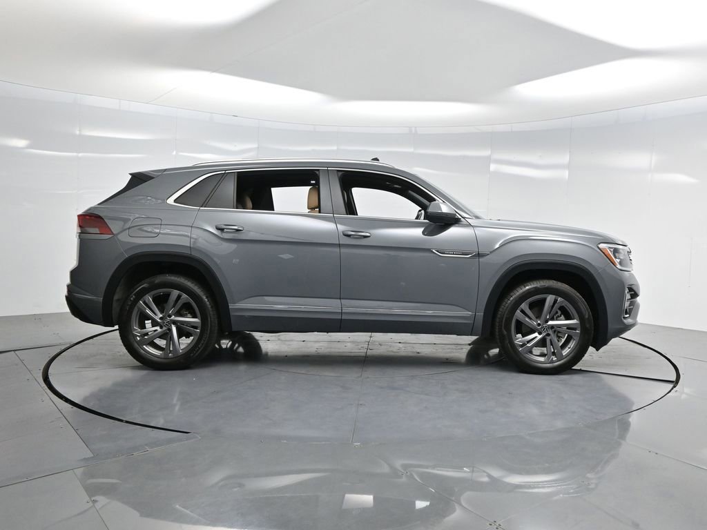 Used 2024 Volkswagen Atlas Cross Sport SEL R-Line image 48