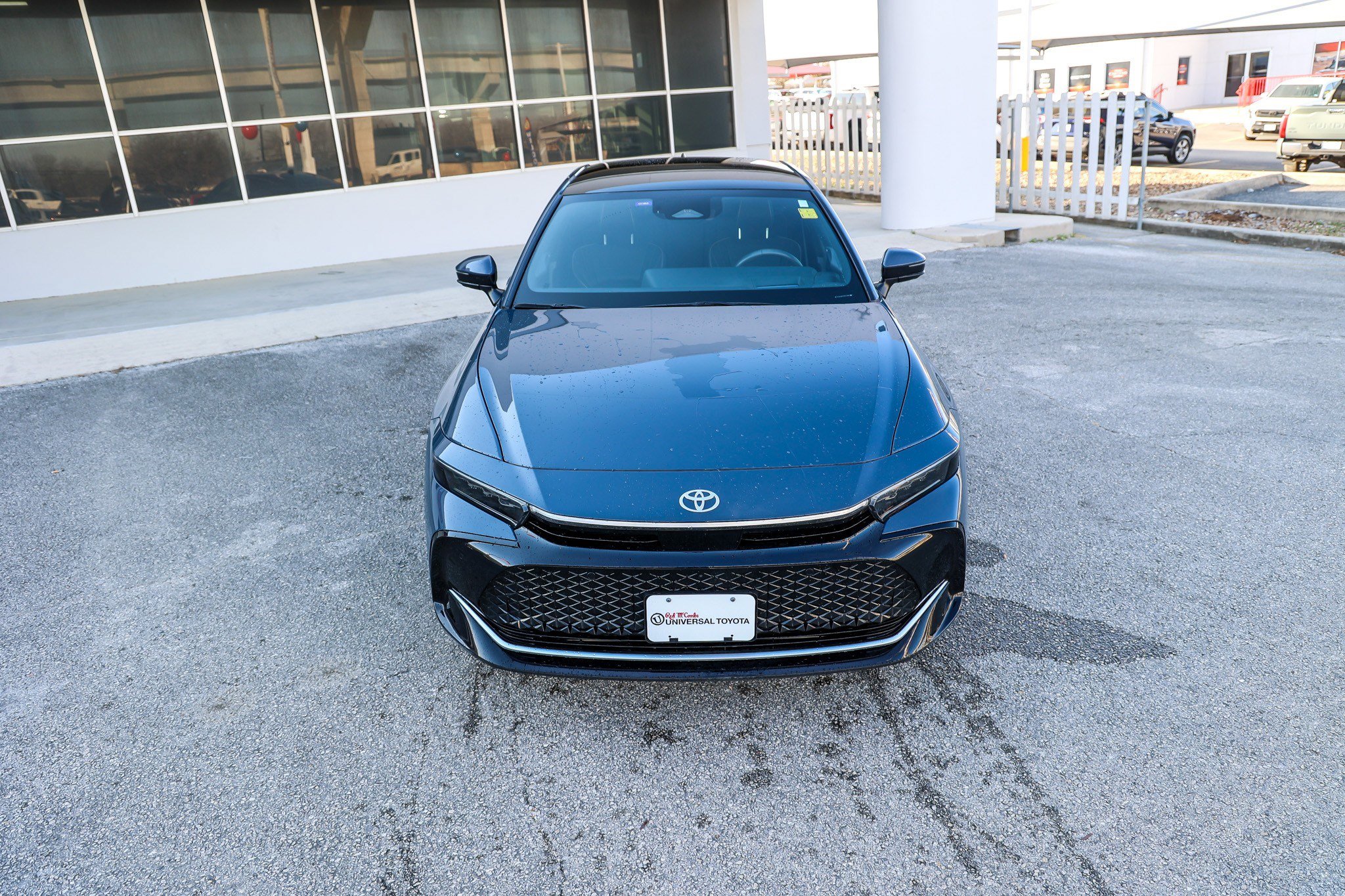 Used 2025 Toyota Crown Platinum image 4