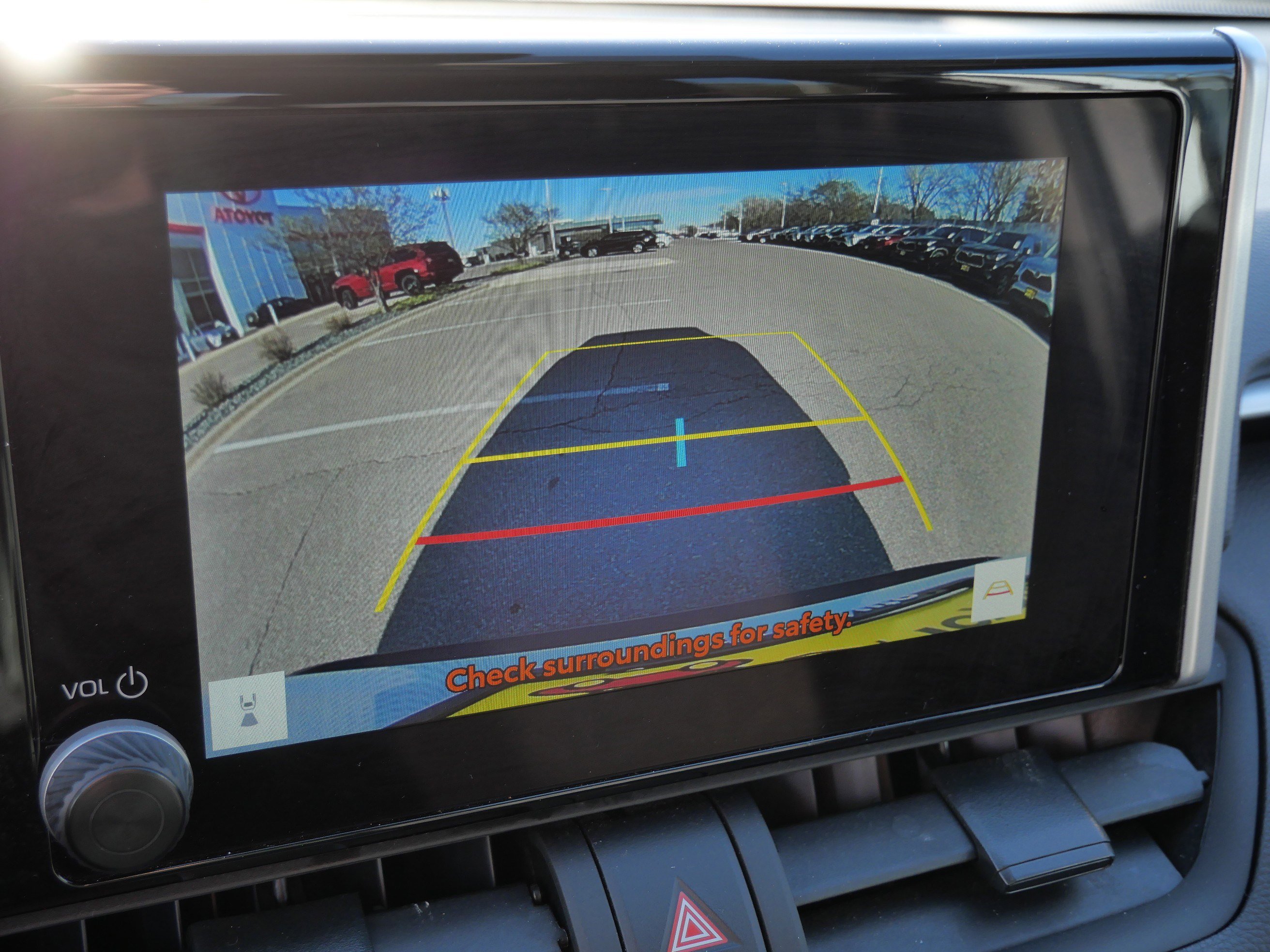 Certified 2025 Toyota RAV4 XLE FWD image 31