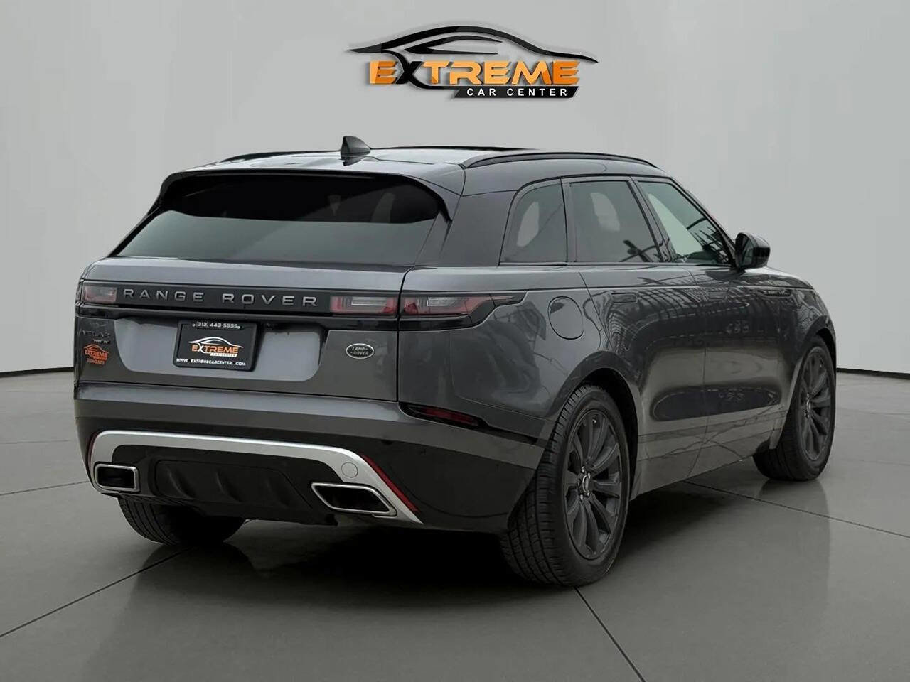 Used 2018 Land Rover Range Rover Velar R-Dynamic SE AWD/4WD image 6