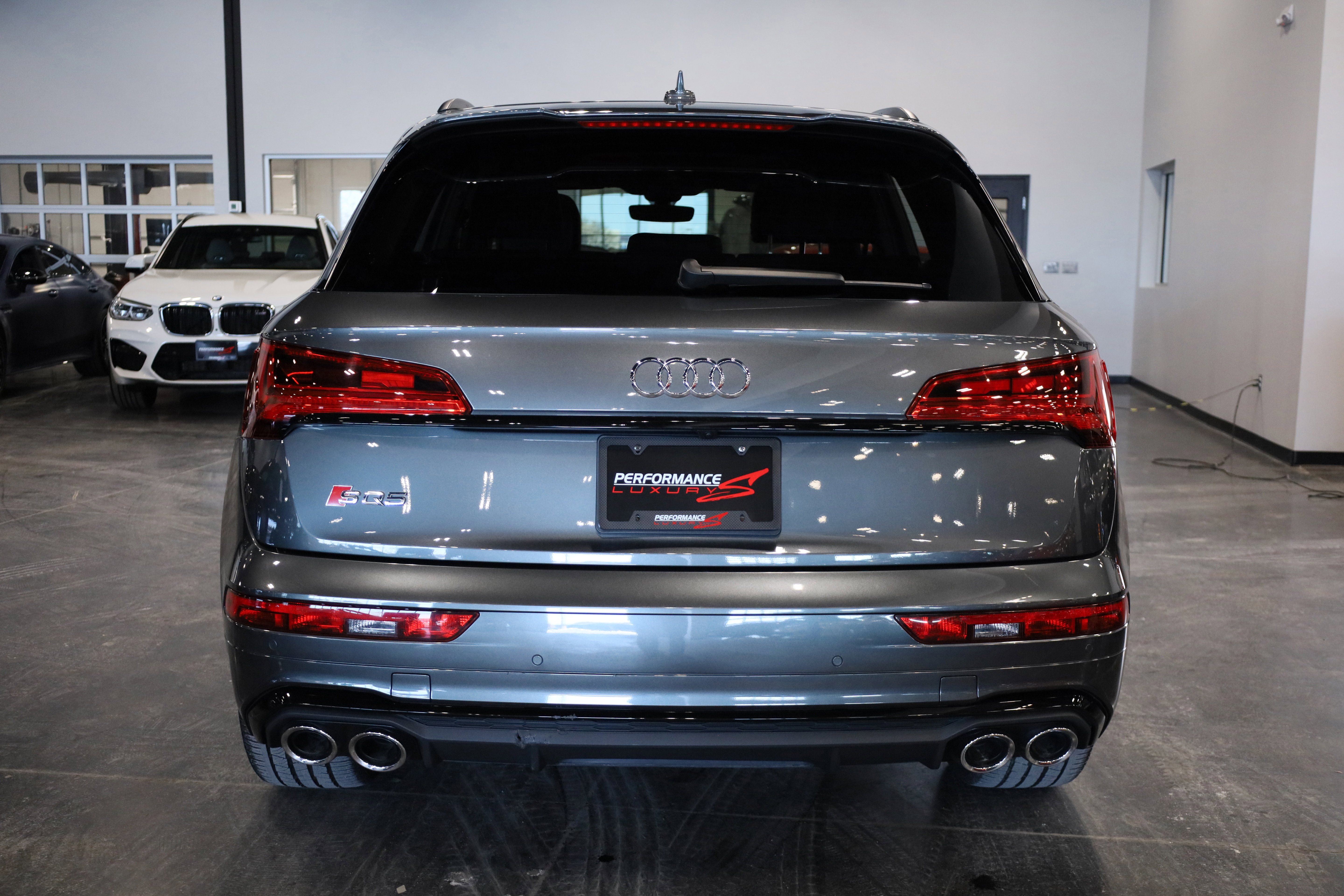 Used 2023 Audi SQ5 Prestige w/ Prestige Package image 5