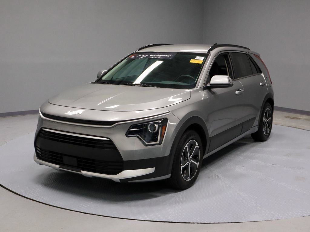 Used 2023 Kia Niro EX FWD image 8