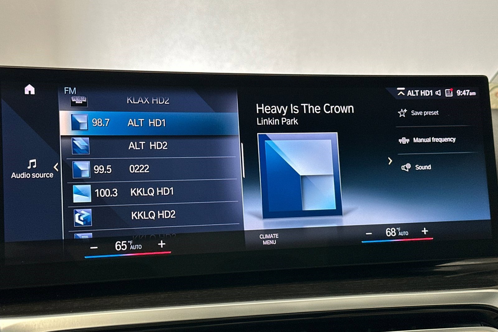 Certified 2023 BMW 330e w/ M Sport Package image 19