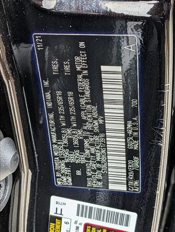 Used 2022 Toyota Highlander XLE AWD/4WD image 28