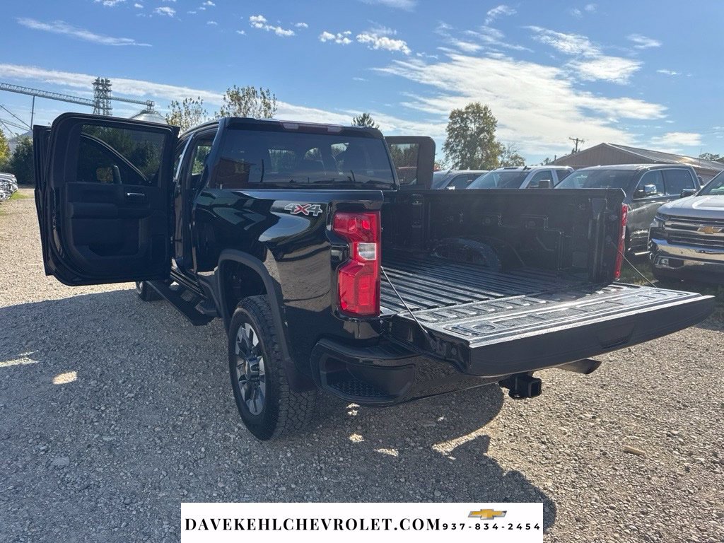 Used 2021 Chevrolet Silverado 2500 Custom w/ Custom Value Package AWD/4WD image 31