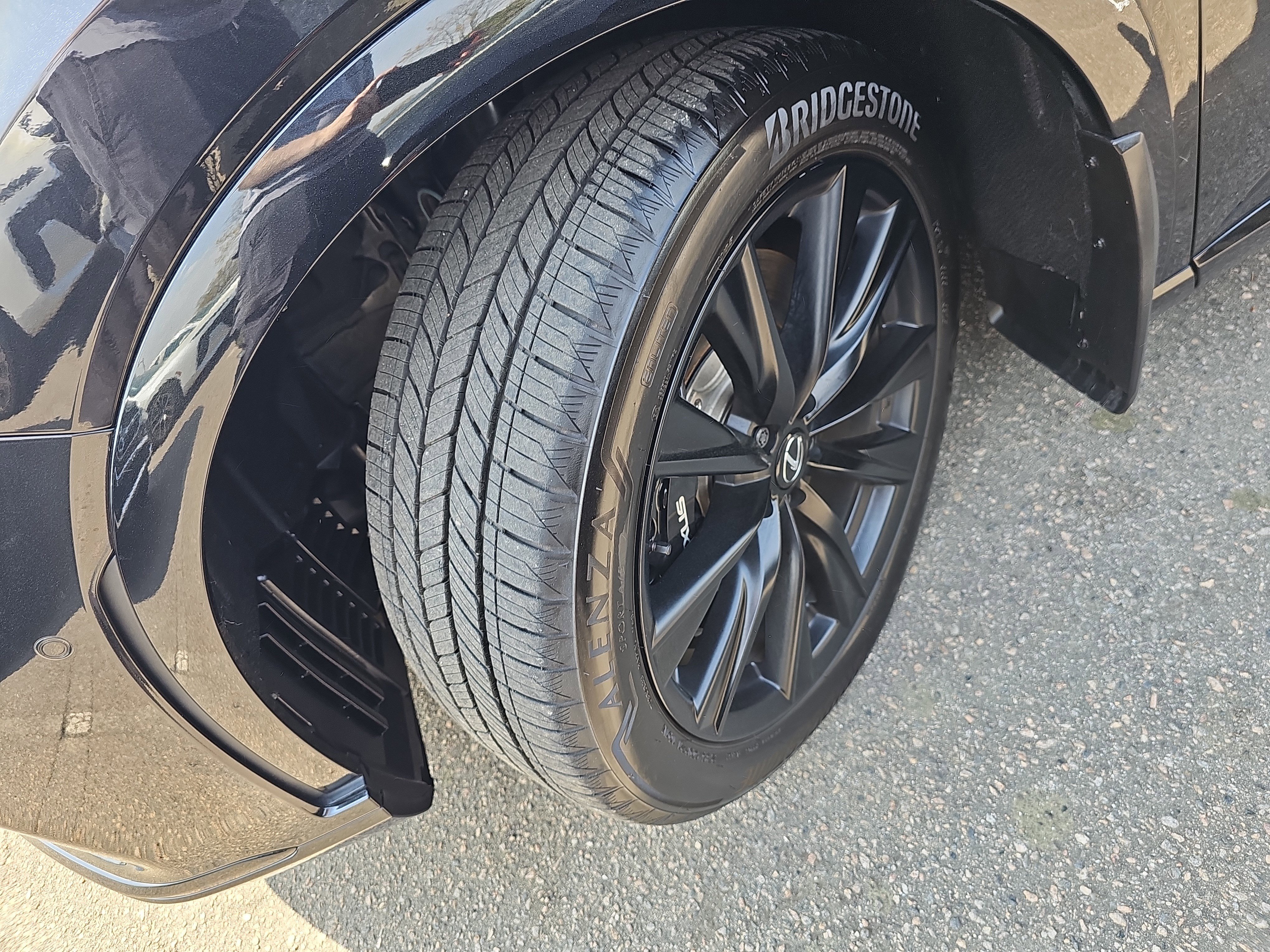 Used 2024 Lexus RX 500h F Sport w/ Convenience Package image 34