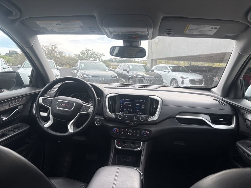 Used 2024 GMC Terrain SLT image 18