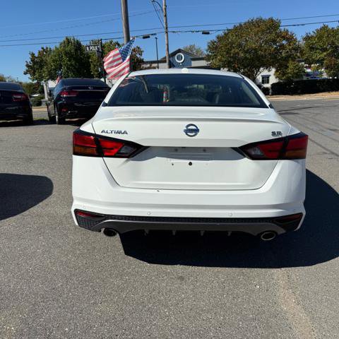 Used 2021 Nissan Altima 2.5 SR image 4