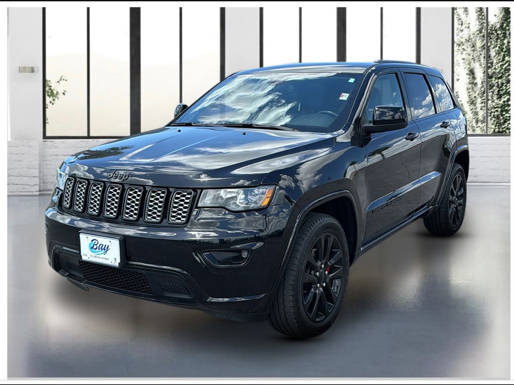 Used 2020 Jeep Grand Cherokee Altitude image 1