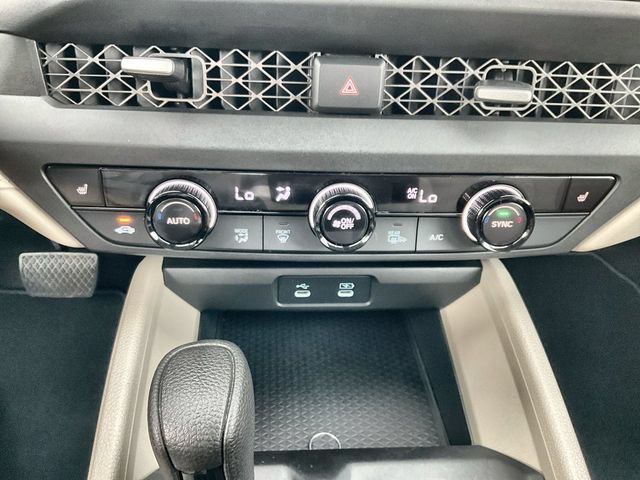 Certified 2025 Honda Accord SE image 26