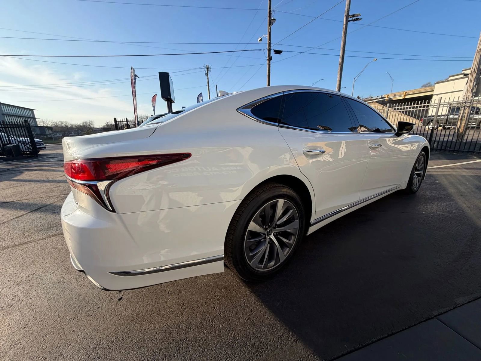 Used 2018 Lexus LS 500 AWD w/ Accessory Package (Z2) image 10