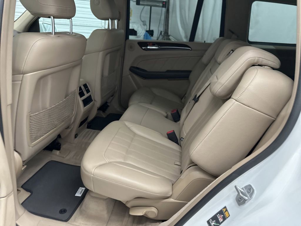 Certified 2016 Mercedes-Benz GL 450 4MATIC image 23