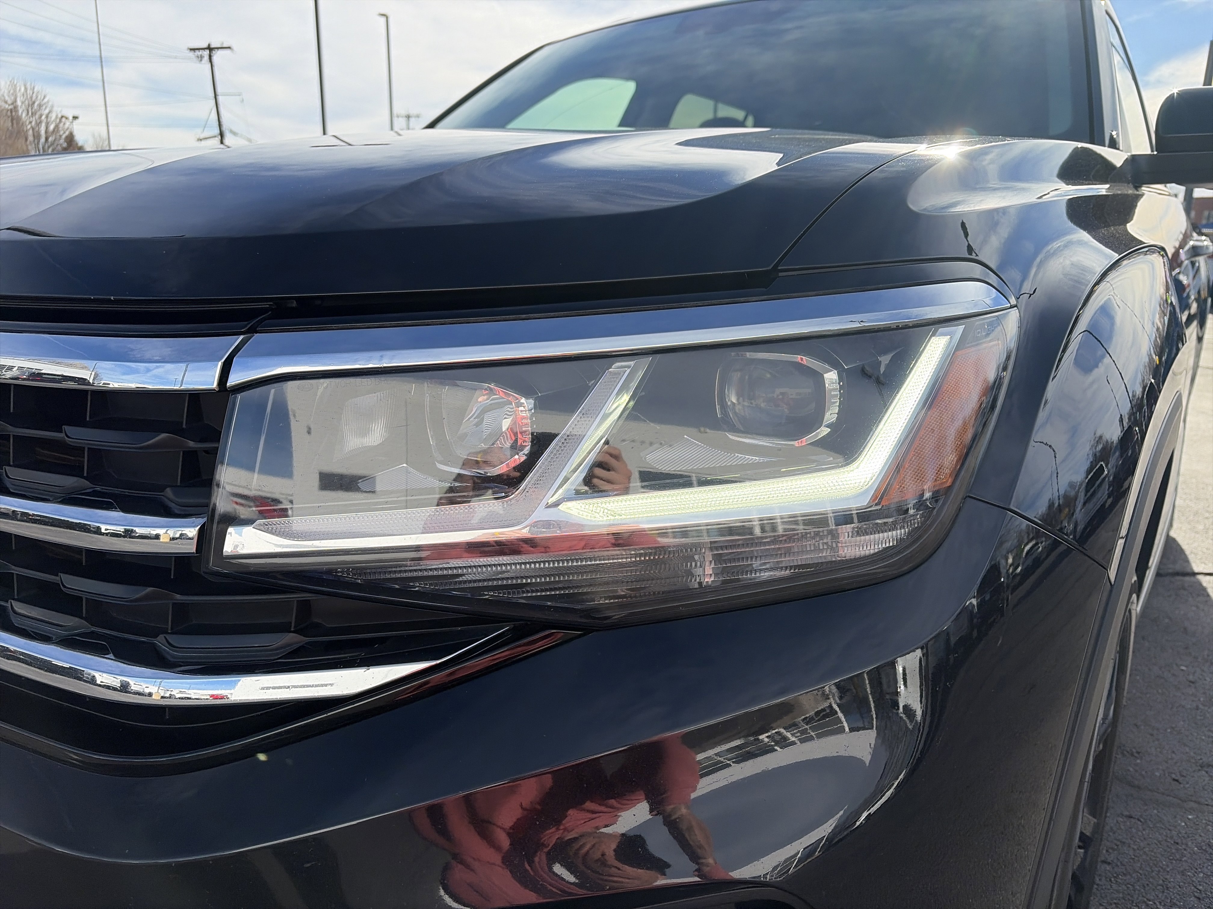 Used 2023 Volkswagen Atlas SE w/ Panoramic Sunroof Package image 9