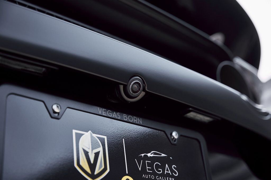 Used 2020 McLaren 720S Spider image 15