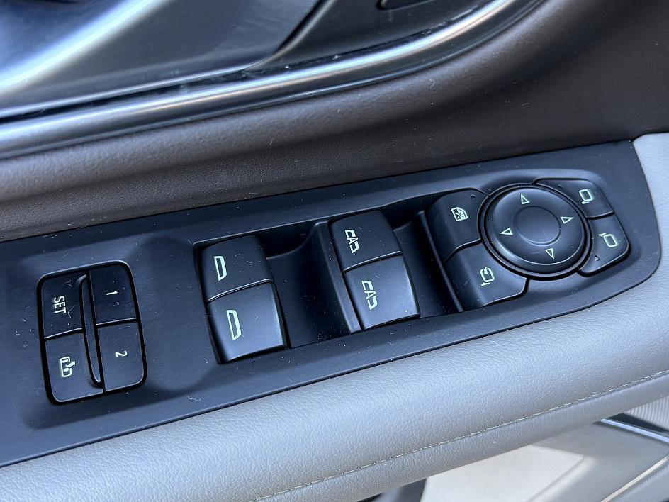 Used 2022 Chevrolet Tahoe LT w/ LT Signature Plus Package image 19