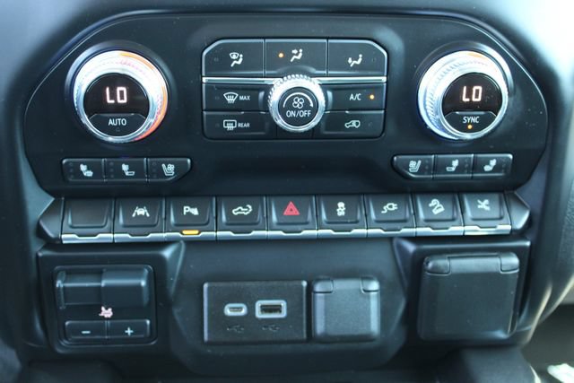 Used 2022 GMC Sierra 1500 Denali w/ Denali Reserve Package AWD/4WD image 38