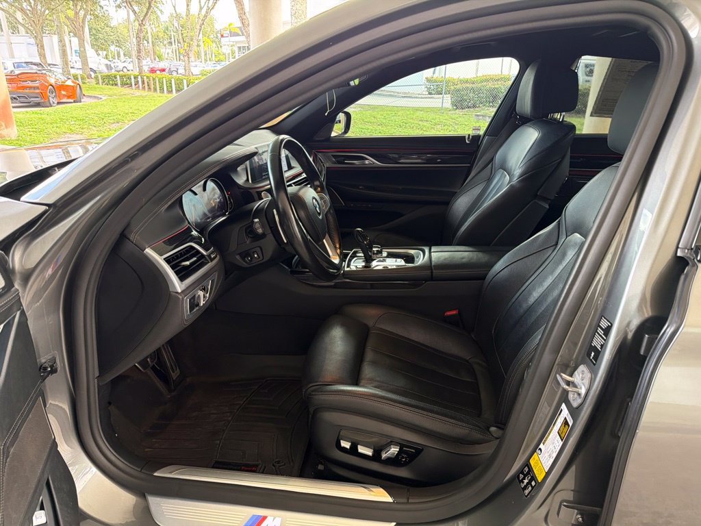 Used 2019 BMW 740i xDrive w/ Executive Package AWD/4WD image 6