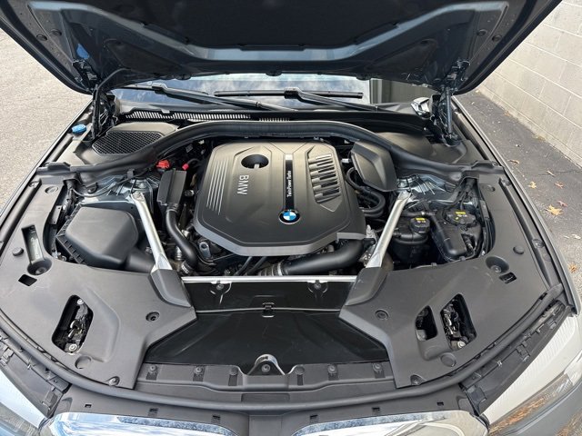 Used 2019 BMW 540i xDrive w/ Convenience Package image 26