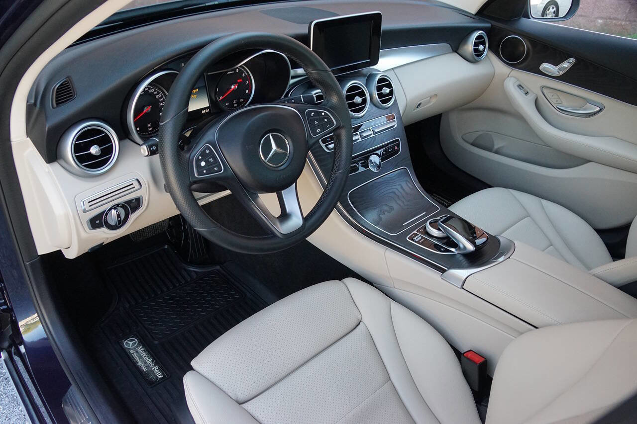 Used 2016 Mercedes-Benz C 300 Sedan image 19
