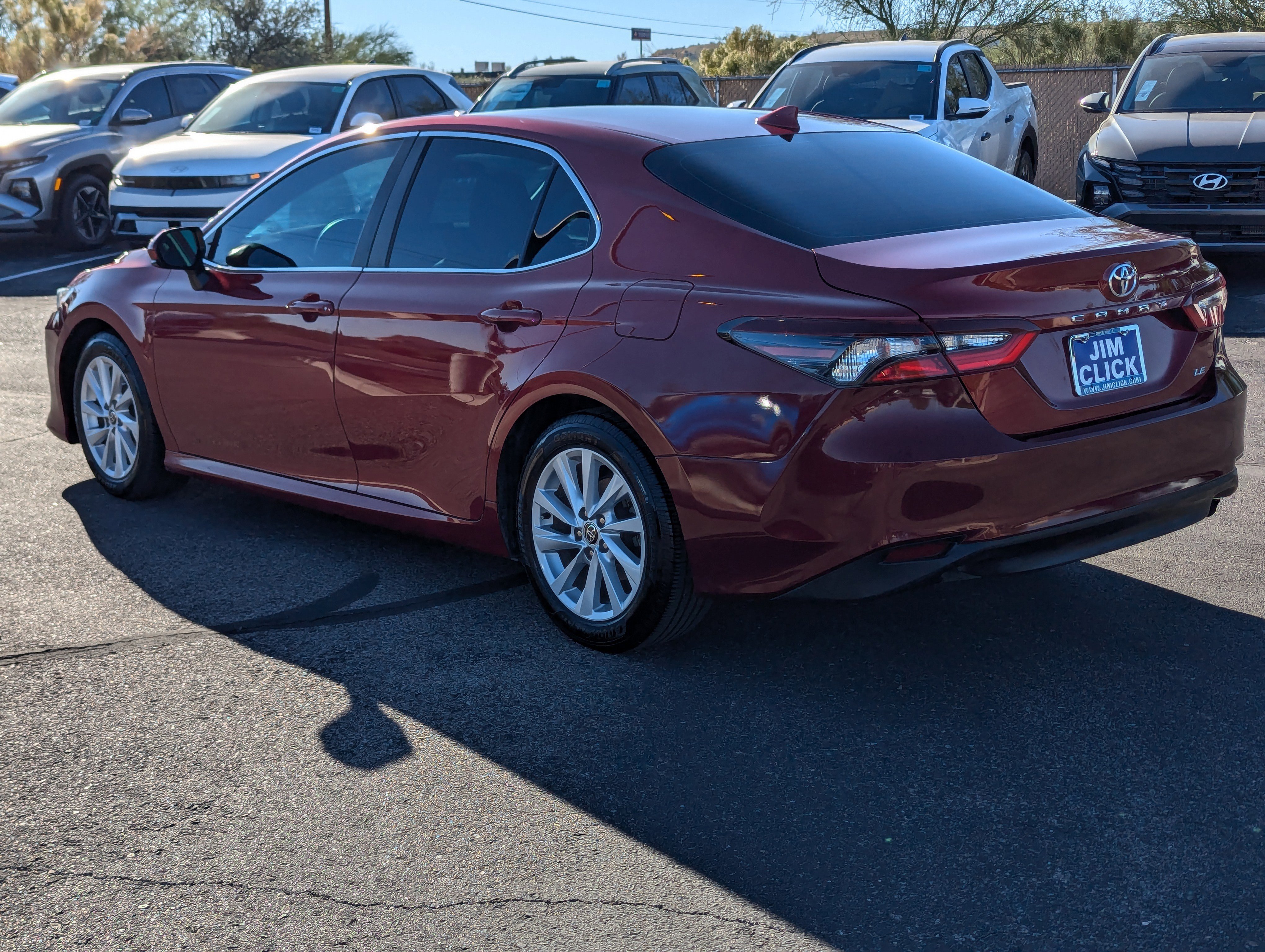 Used 2021 Toyota Camry LE image 4