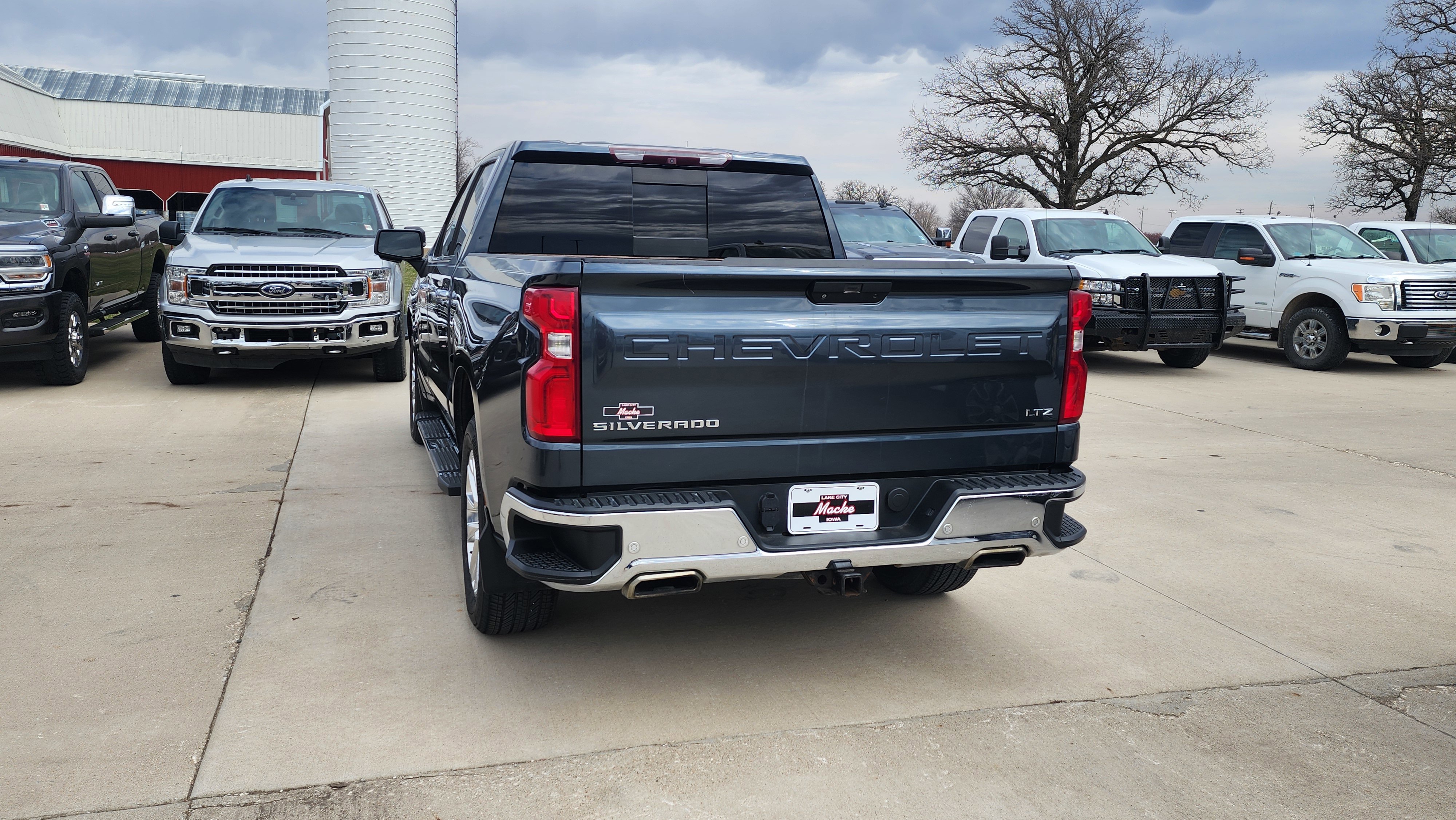 Used 2019 Chevrolet Silverado 1500 LTZ w/ LTZ Premium Package image 7