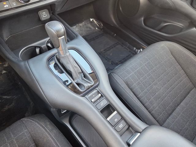 Used 2023 Honda HR-V LX image 24