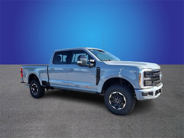 New 2026 Ford F250 4x4 Crew Cab Super Duty image 4